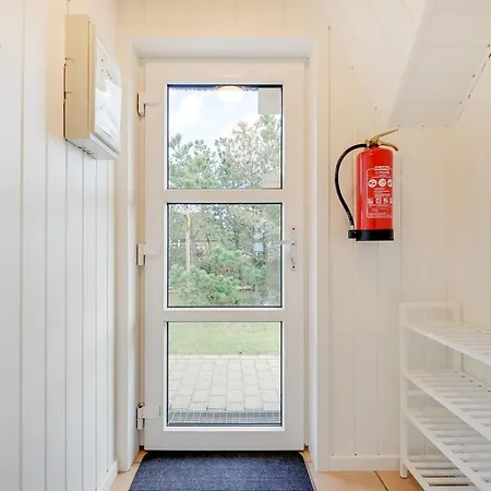 Viana - 100m From The Sea By Interhome *