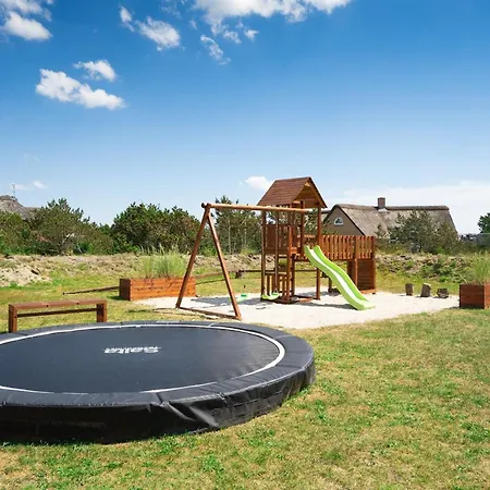 Viana - 100m From The Sea By Interhome *