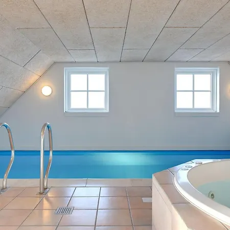 Viana - 100m From The Sea By Interhome Nyaraló