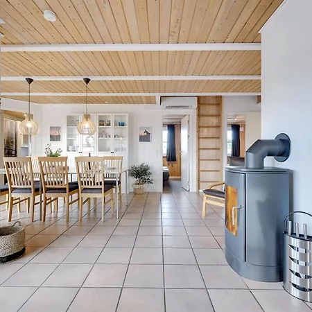 Viana - 100m From The Sea By Interhome Prázdninový dům *