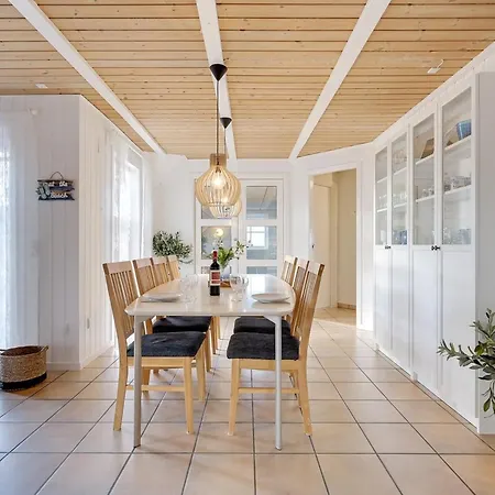 Viana - 100m From The Sea By Interhome * Blåvand