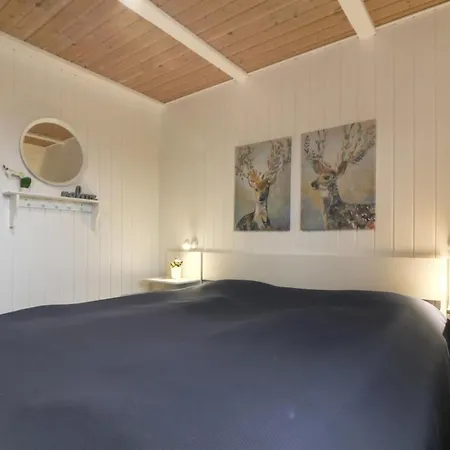 度假居 Viana - 100m From The Sea By Interhome *