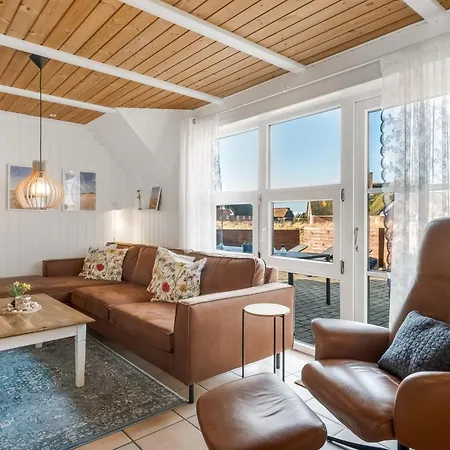 Viana - 100m From The Sea By Interhome *