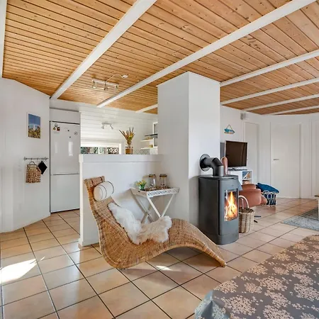 Viana - 100m From The Sea By Interhome بيت للعطل